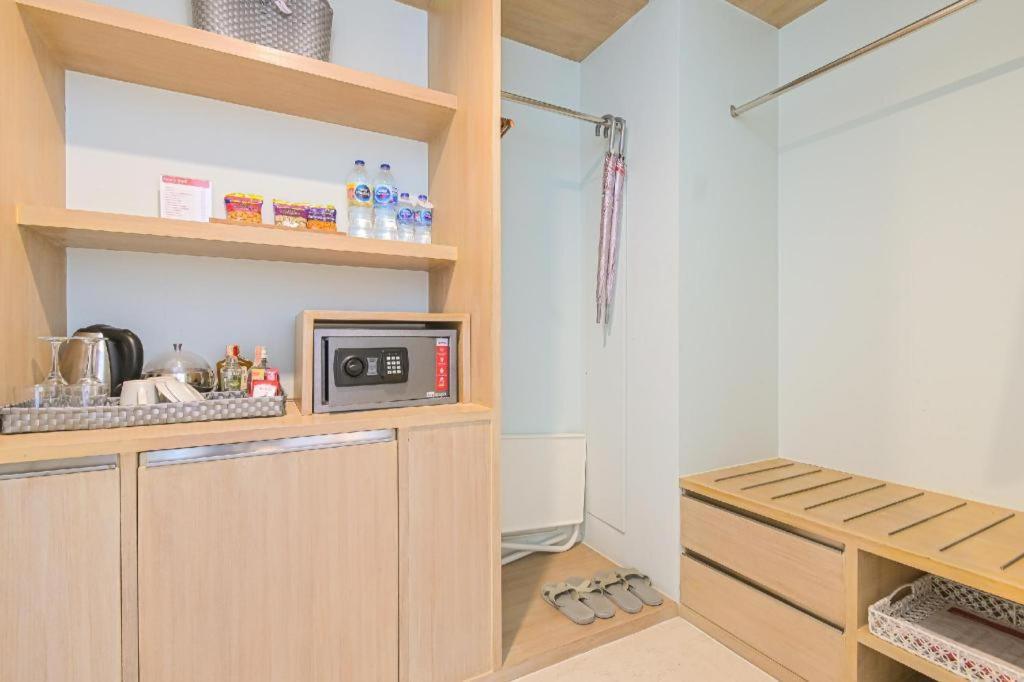 Ramada By Wyndham Phuket Southsea 호텔 Karon 외부 사진