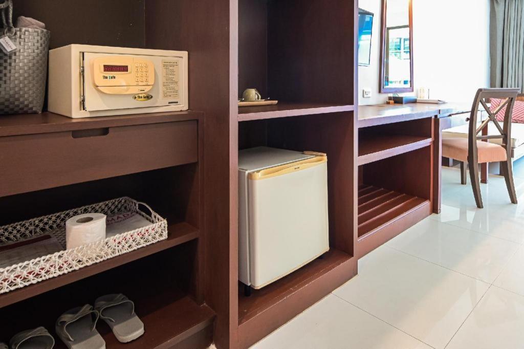 Ramada By Wyndham Phuket Southsea 호텔 Karon 외부 사진