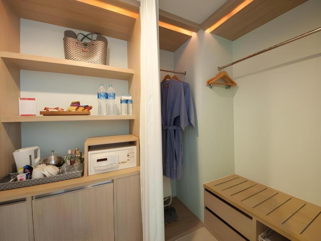 Ramada By Wyndham Phuket Southsea 호텔 Karon 외부 사진